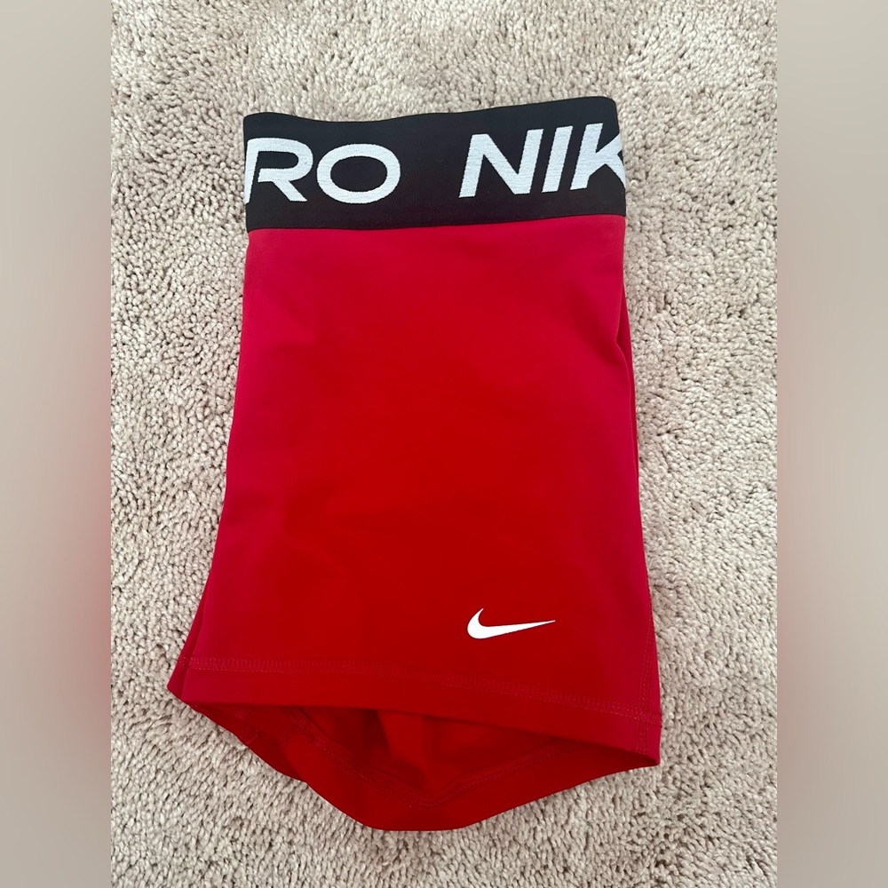 Women’s Nike Pro Spandex Shorts - Red, Dri-Fit